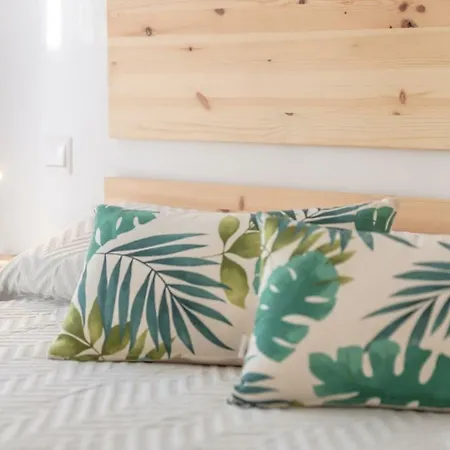 Recently Decorated 2bdr Penthouse In