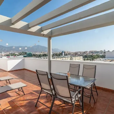 Recently Decorated 2bdr Penthouse In Фуэнхирола