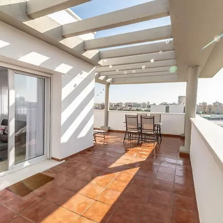 Recently Decorated 2bdr Penthouse In * Fuengirola