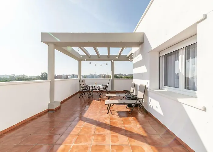 Recently Decorated 2bdr Penthouse In * Fuengirola
