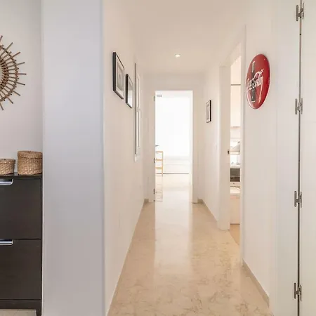 Appartamento Recently Decorated 2bdr Penthouse In Fuengirola