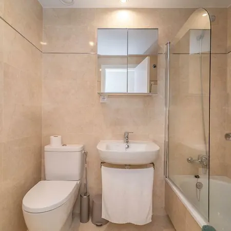 Recently Decorated 2bdr Penthouse In * Fuengirola